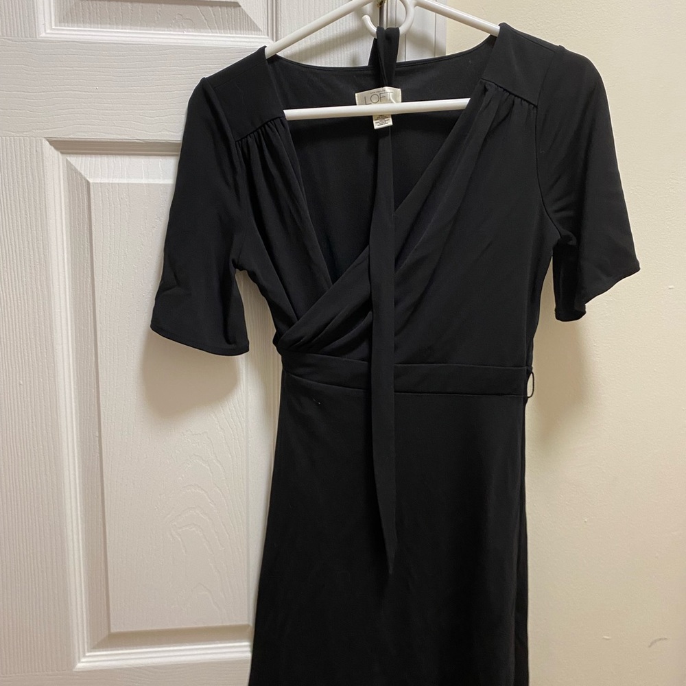 Ann Taylor LOFT Black Short Sleeved Wrap Dress
